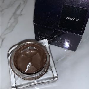 Fiona Stiles Outpost Radiant Aqua Eye Veil